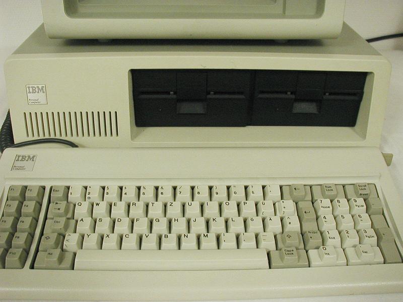 IBM5150 (3).jpg